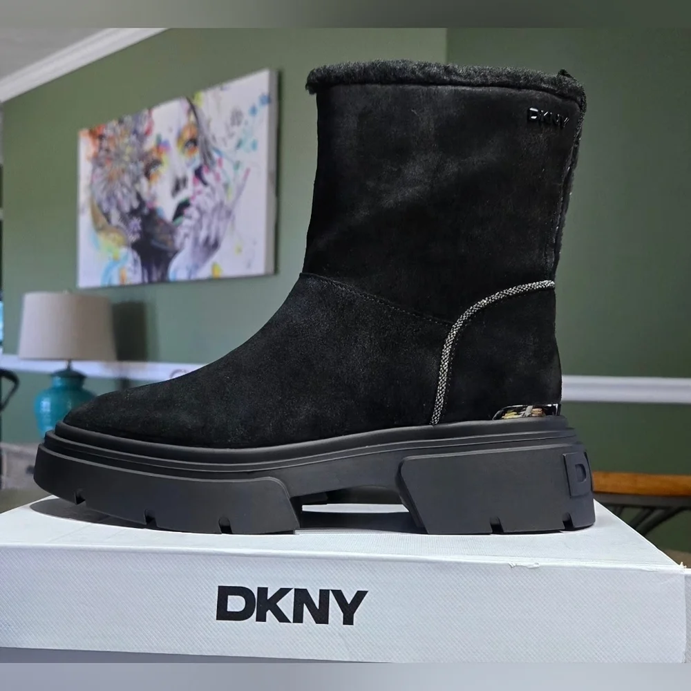 DKNY Women's Frankie Slip on Boot #1219